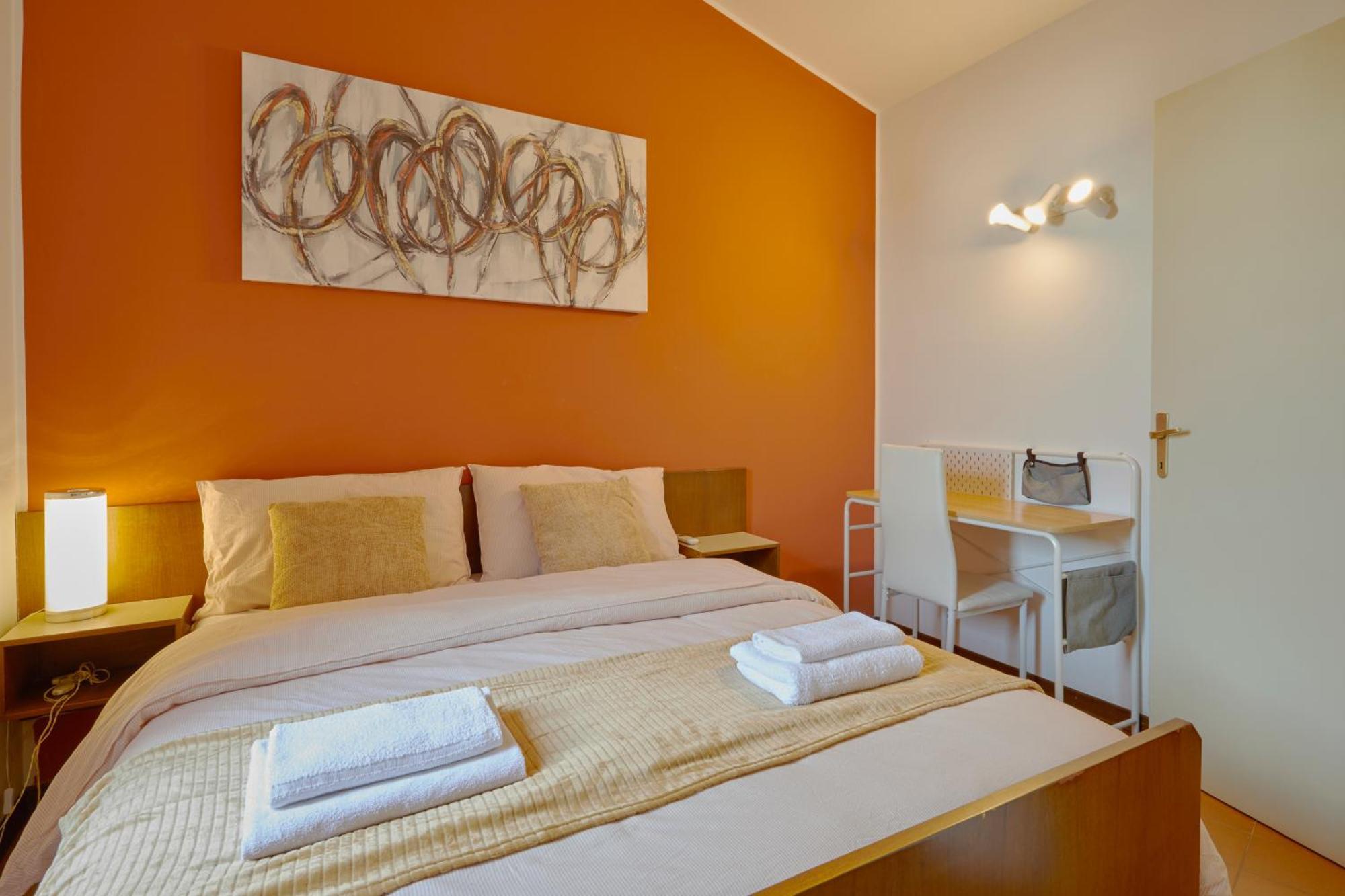 La Finestra Sul - 100mt - Wonderful View For 6 People, Pool, Free Parking Apartment Desenzano del Garda